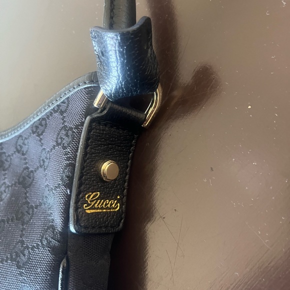 Authentic gucci hobo bag - Picture 3 of 3